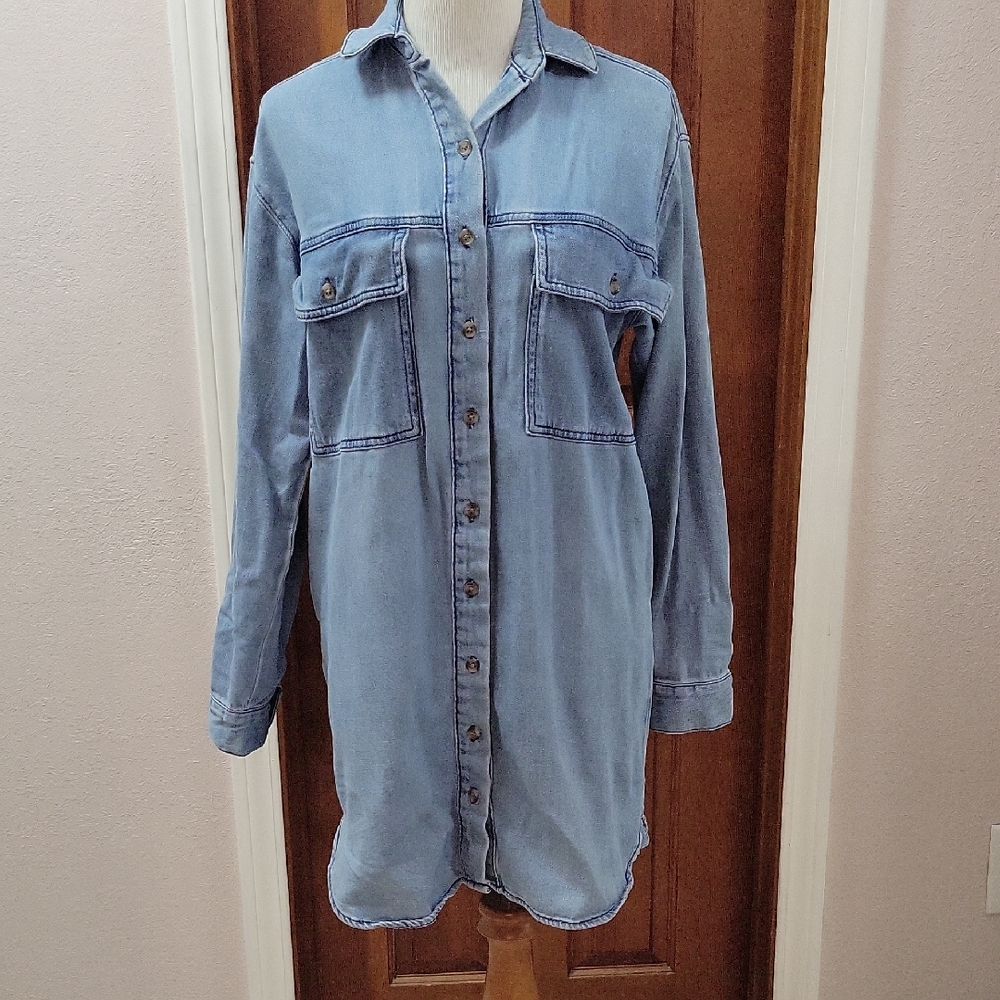 Universal Thread Light Blue Denim Dress